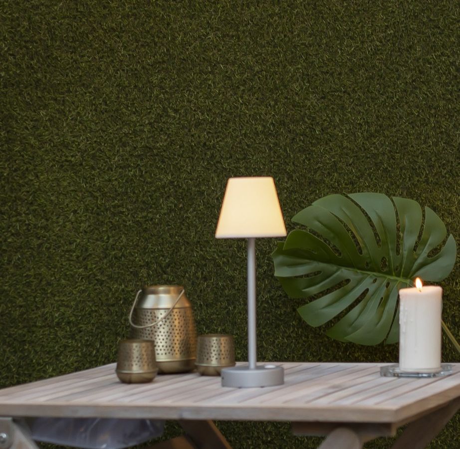 Design-Tischleuchte Lola Slim 30 für innen und außen (kabellos) 4 Farben