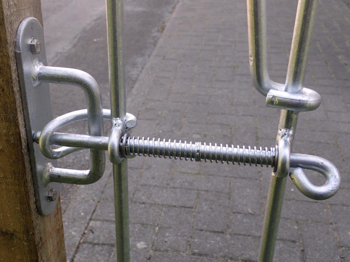Riegel-Wandhalter für Poolfix-Tür – Bild 1