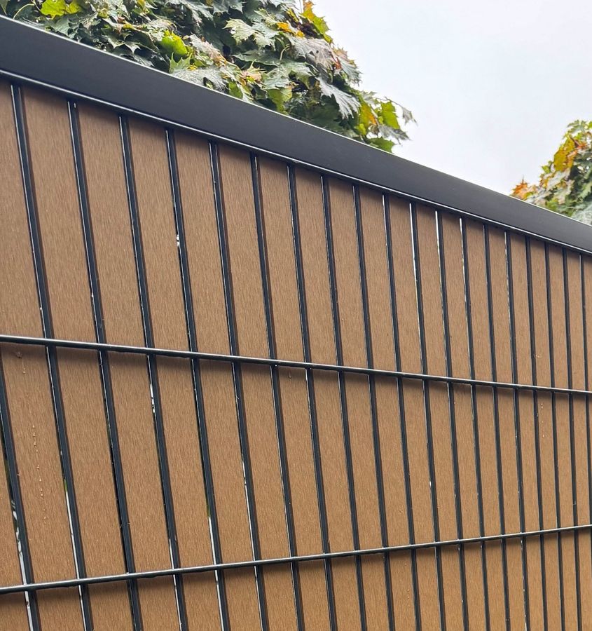 Alu-Abdeckschiene für WPC-Stripe Farbe anthrazit – Bild 1