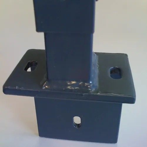 Standfuss-Winkelplatte 100x120mm für Zaunpfosten Secure (ab Werk angeschweißt)