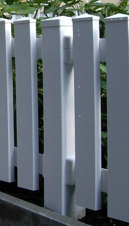 Kunststoff-Pfosten zum Einbetonieren
