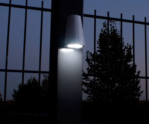 Design-Leuchte Tricone