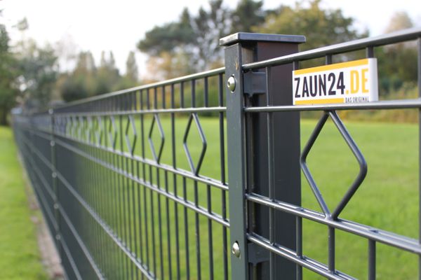 Zäune, Gartentore, Sichtschutz u. Gabionen online bei Zaun24